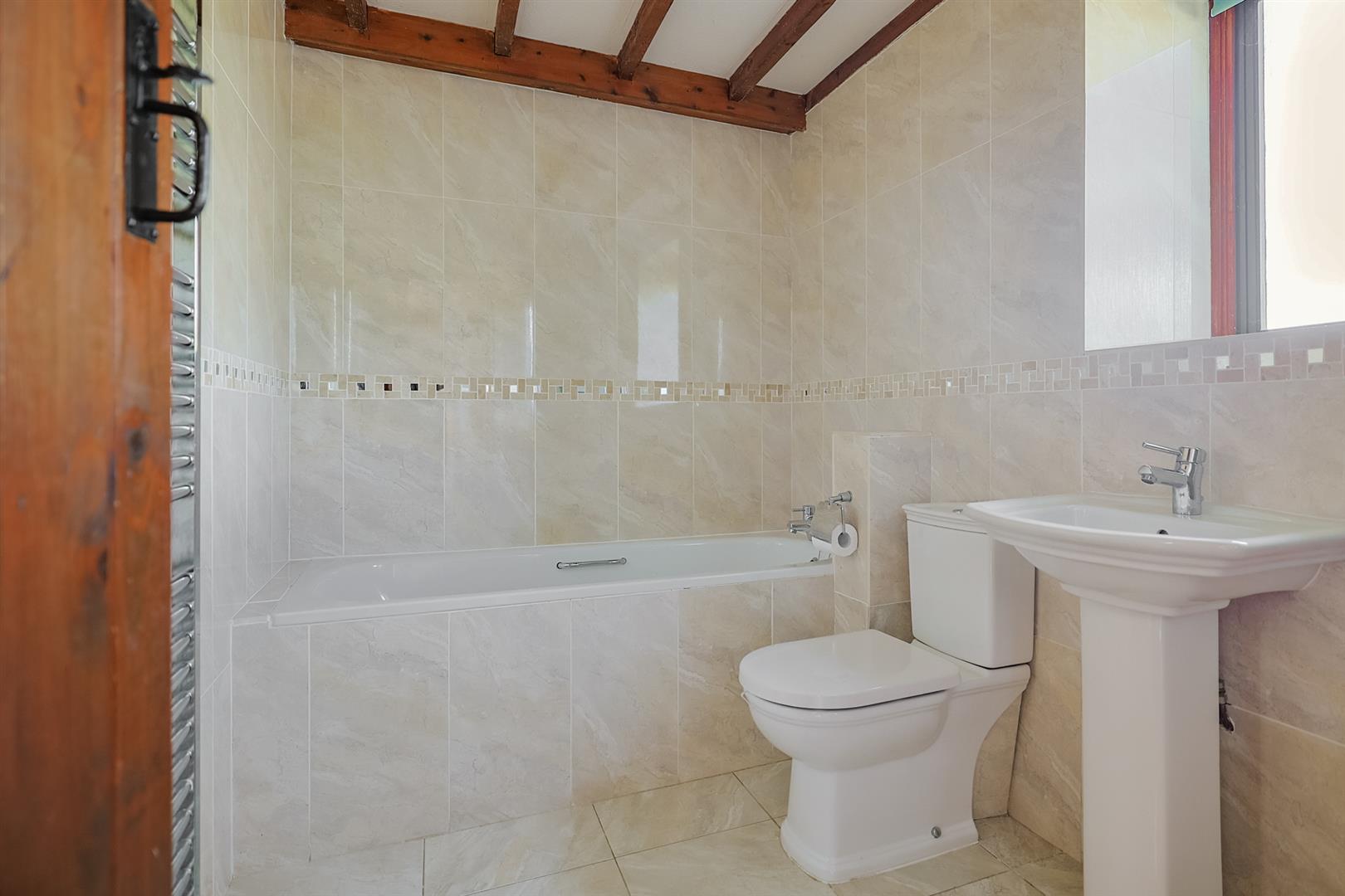 2 Little Highway Mews, Pennard Road, Pennard, Swansea, SA3 2AD